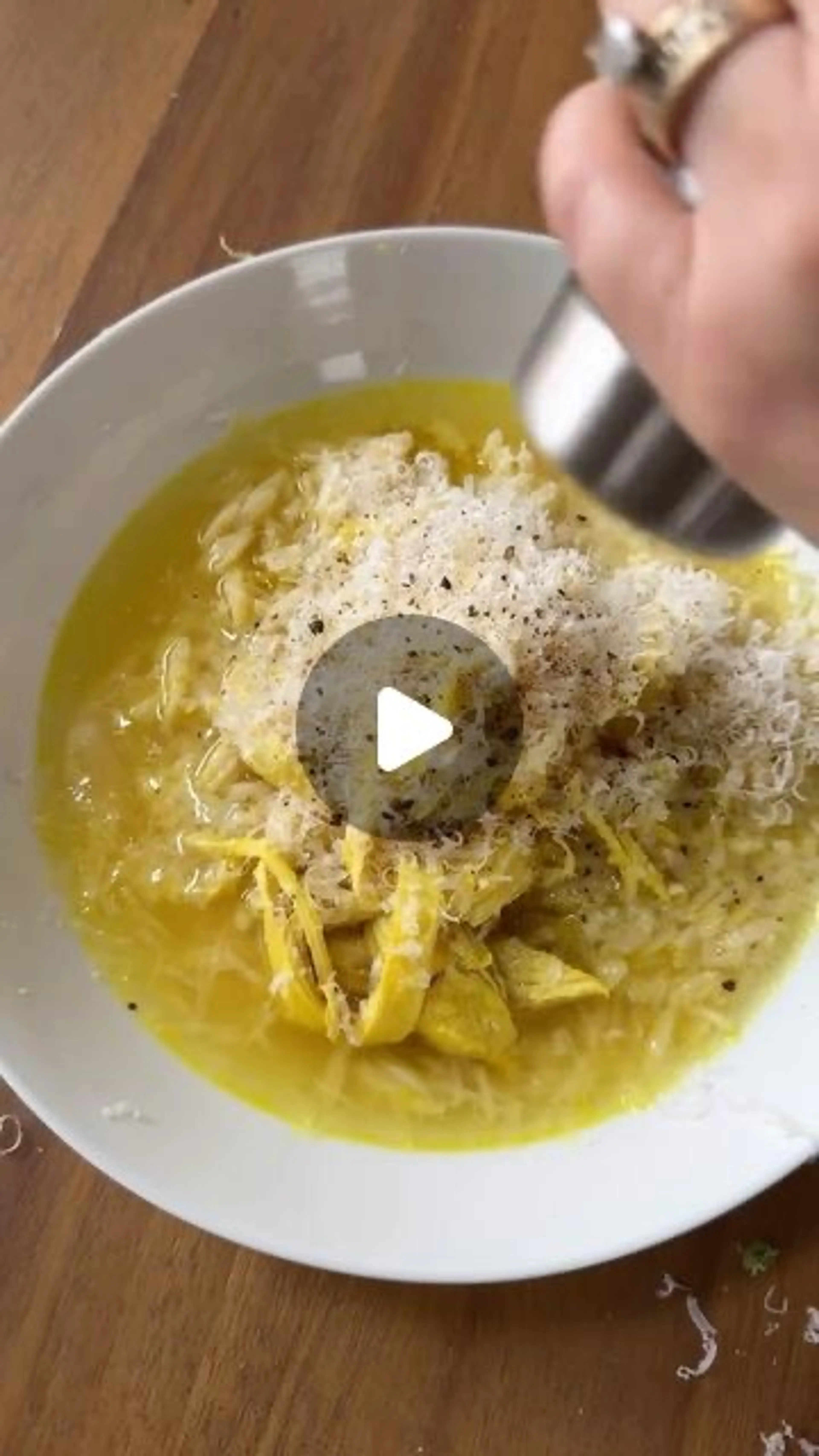 Cozy & Bright Lemon Chicken Soup for the Garlic Girls