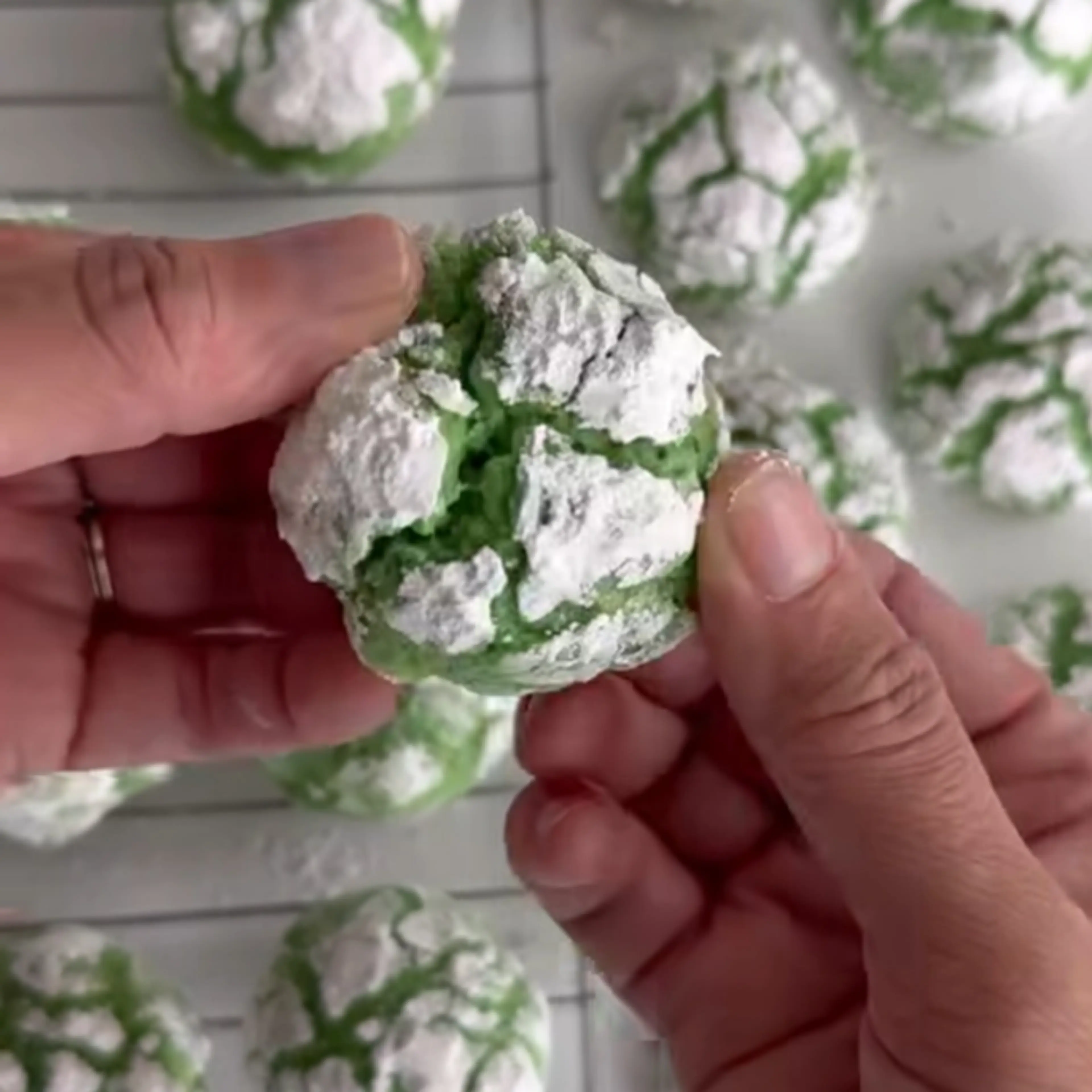 Vanilla Crinkle Cookies