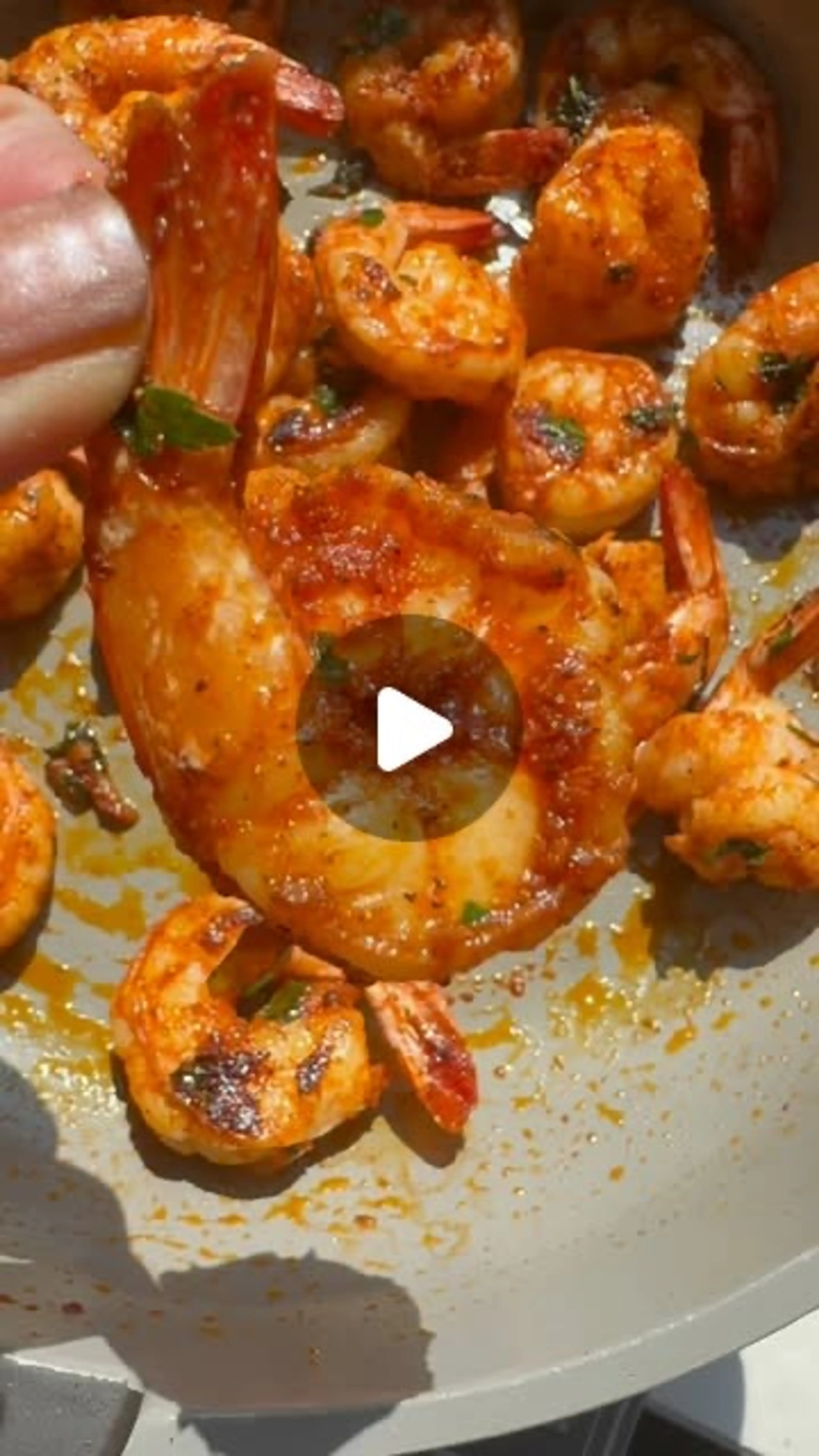 Tasty Plump  Shrimp & Spicy Sriracha Sauce
