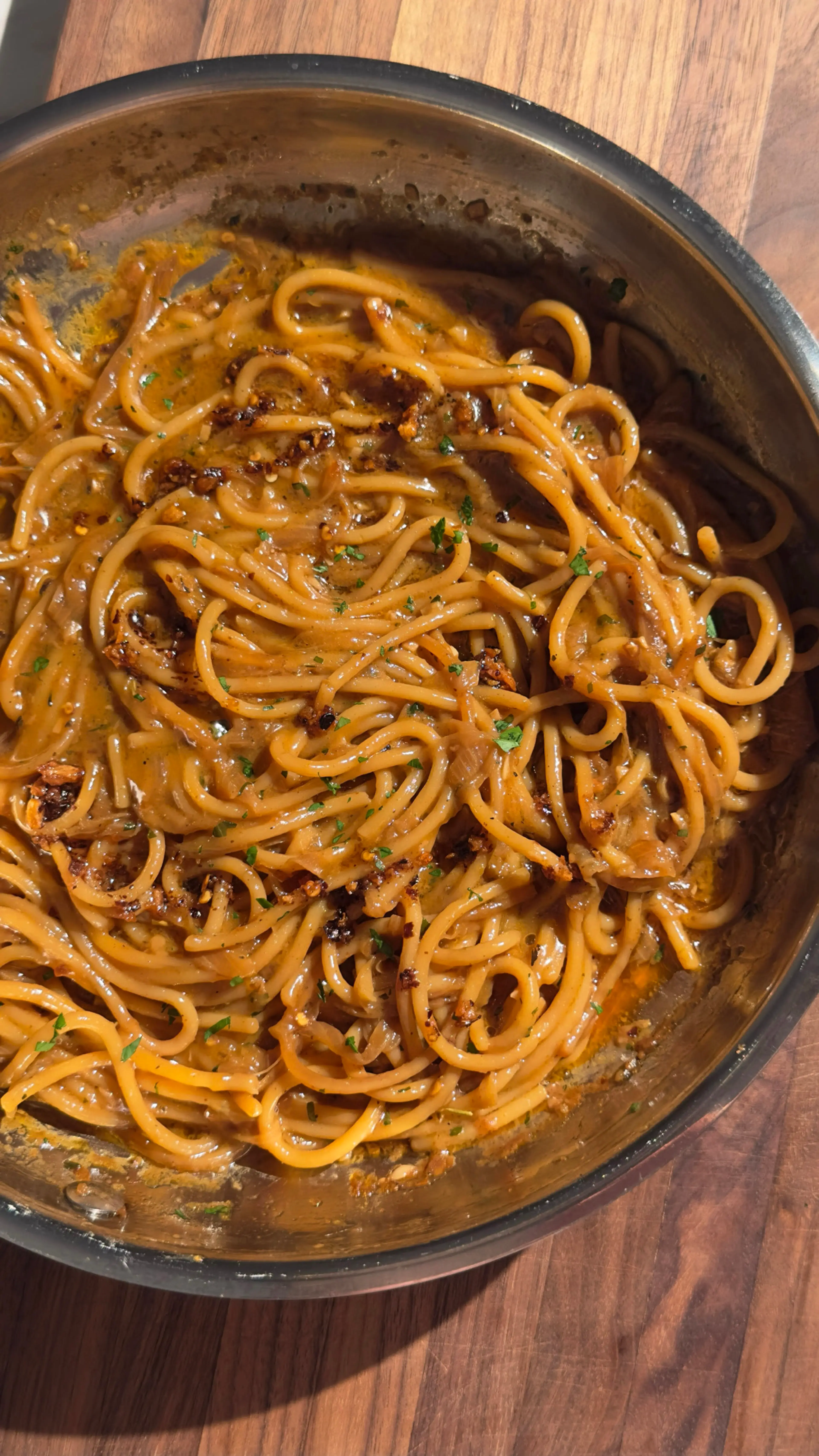 Creamy Onion and Garlic Pasta (Vegan)