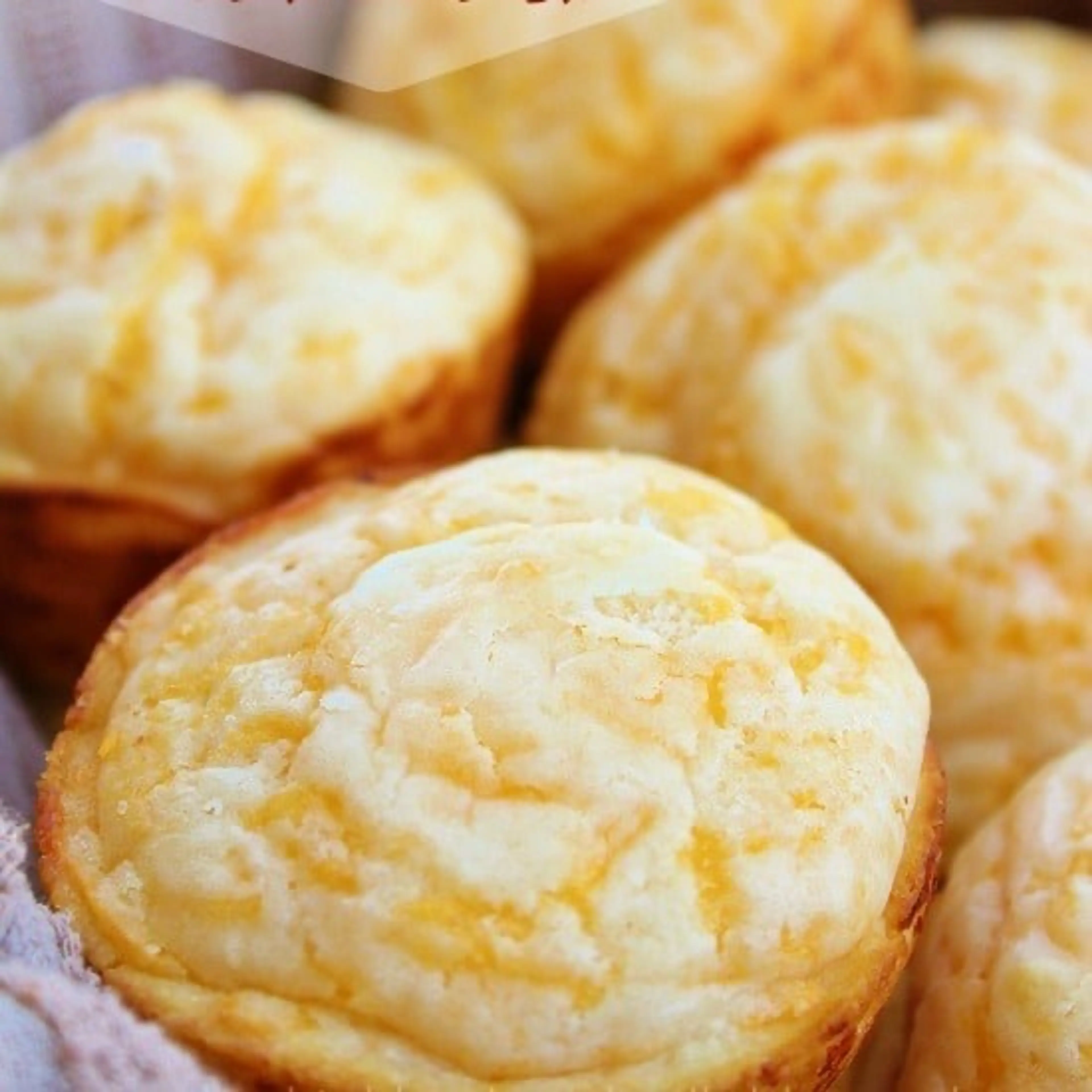 Jim 'N Nick's Cheesy Biscuits