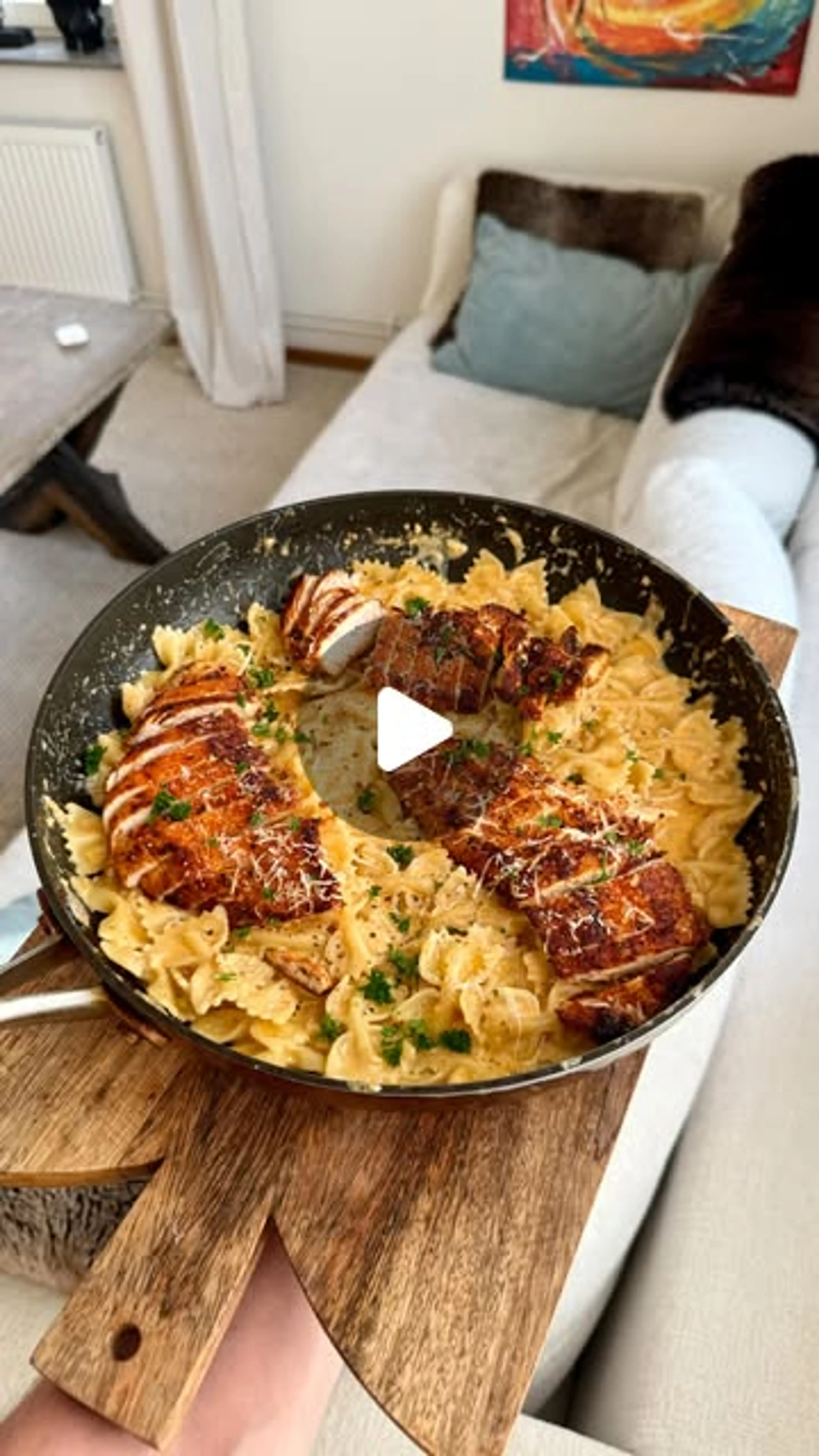 Parmesanvalkosipulipasta