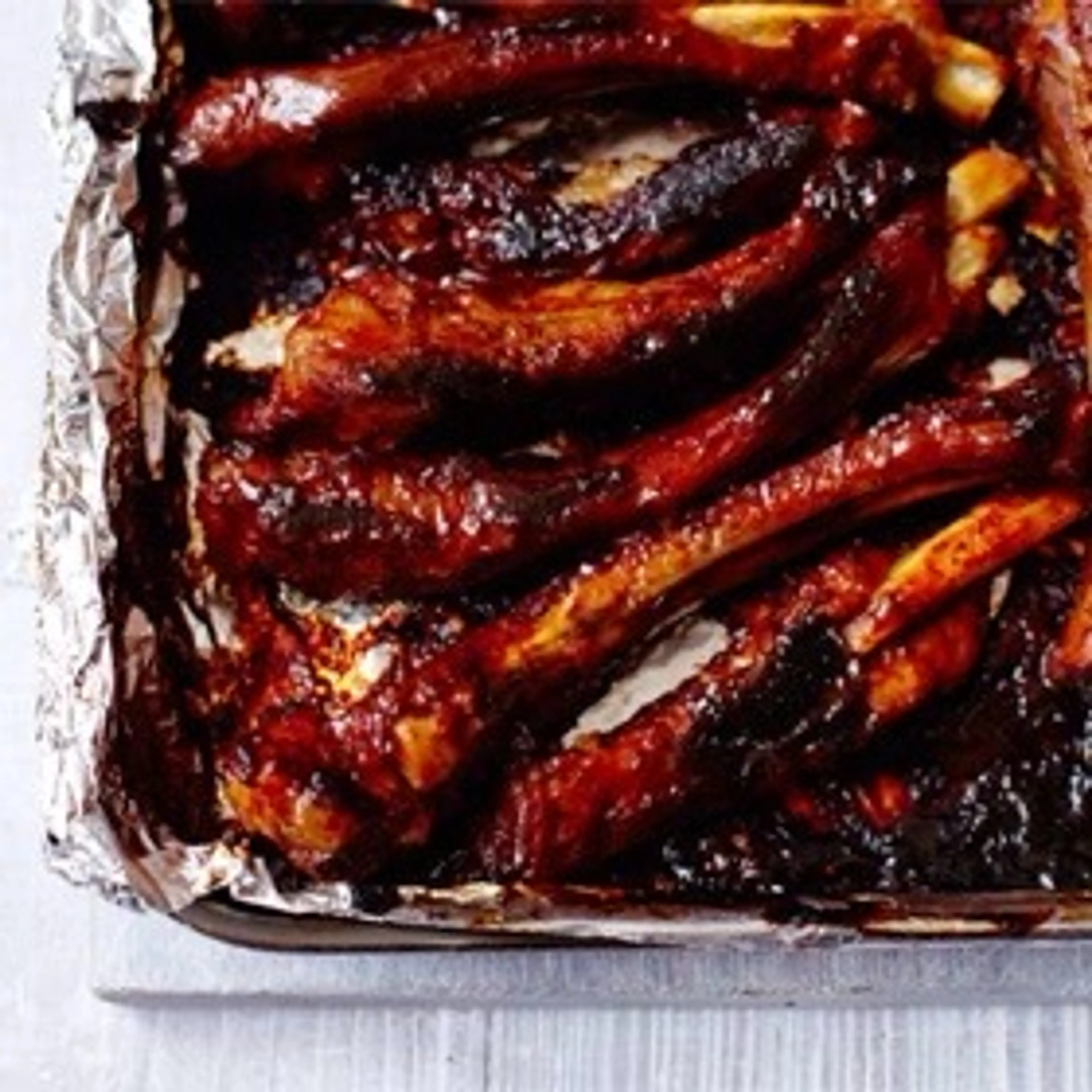 Slow cooker ribs