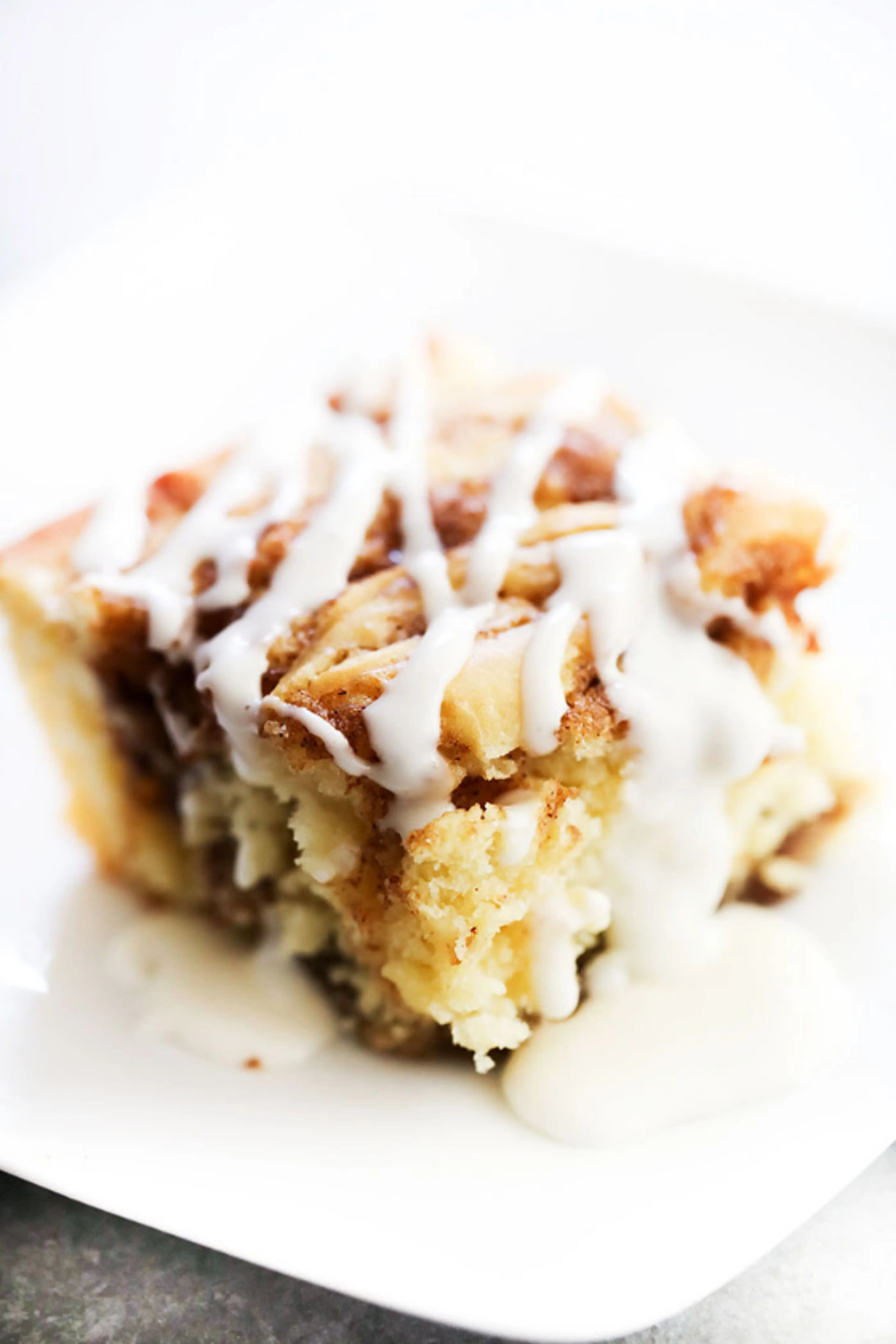 Cinnamon Roll Cake