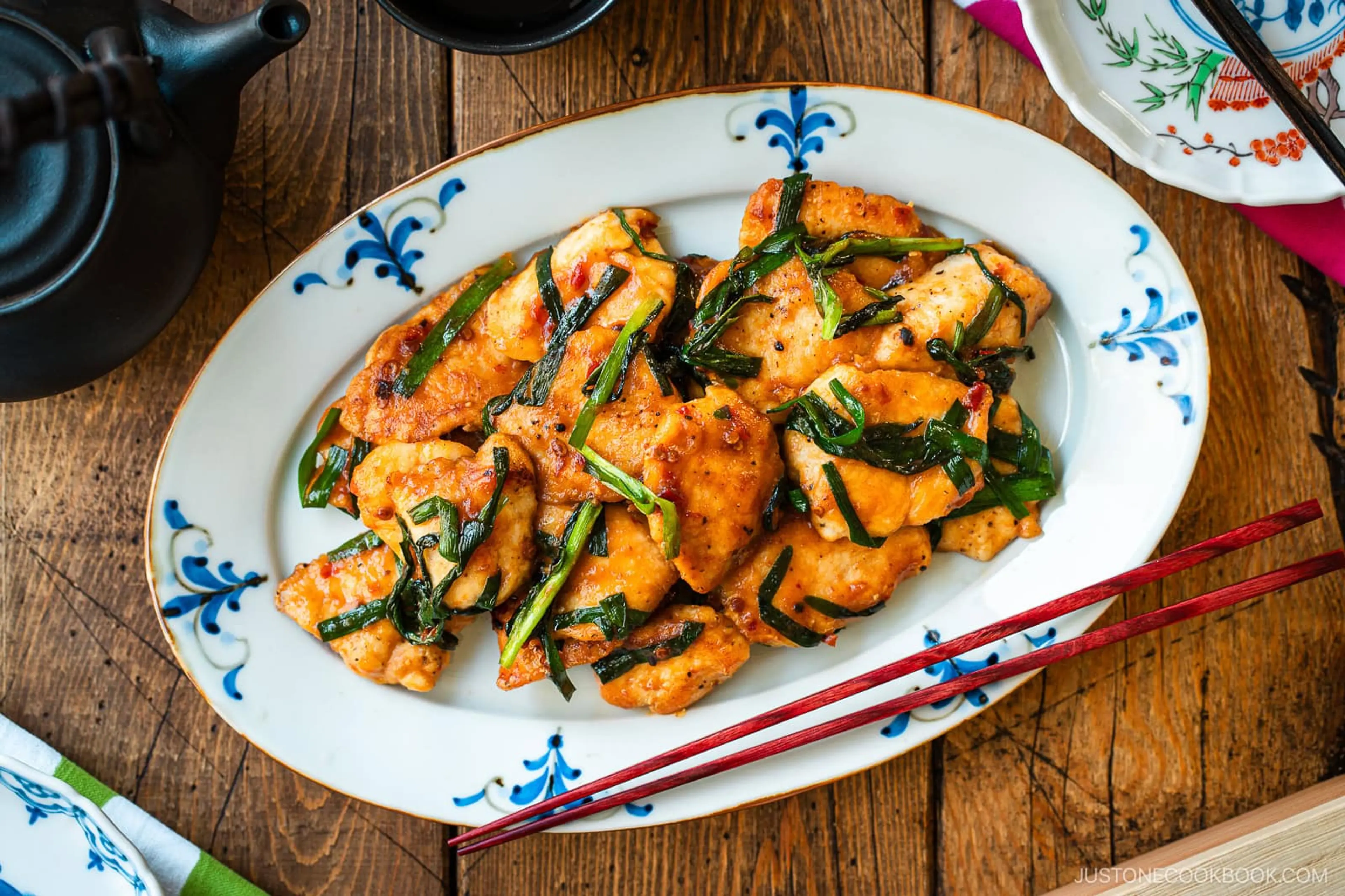 Chicken Stir-fry with Garlic Chives