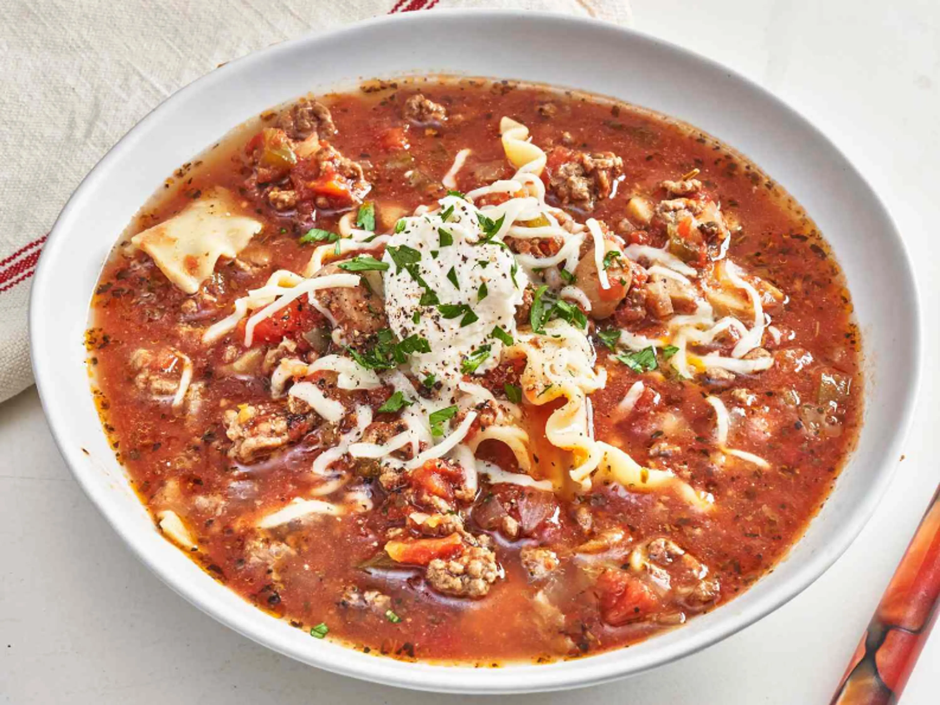 Easy Slow Cooker Lasagna Soup
