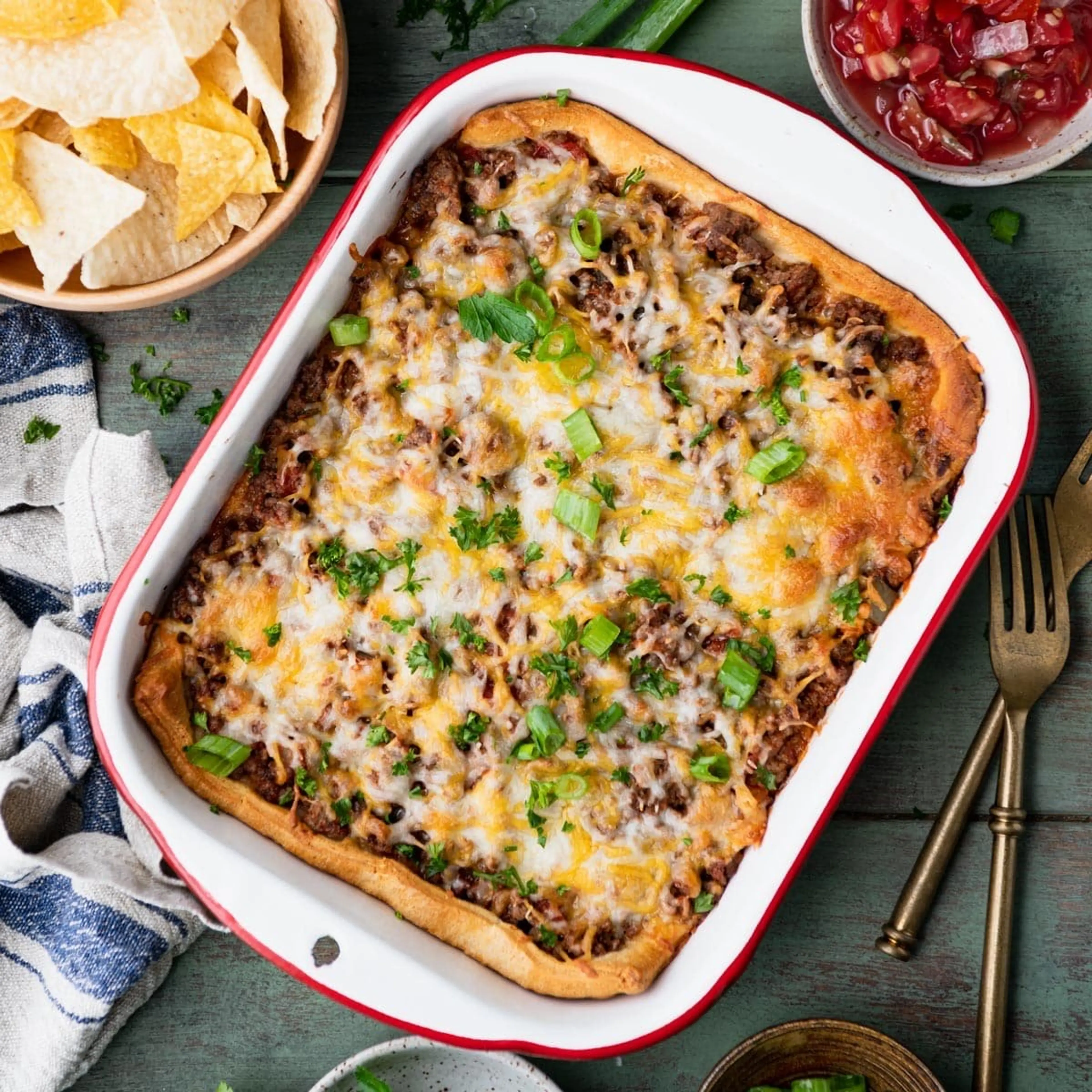 4-Ingredient Ground Beef Casserole
