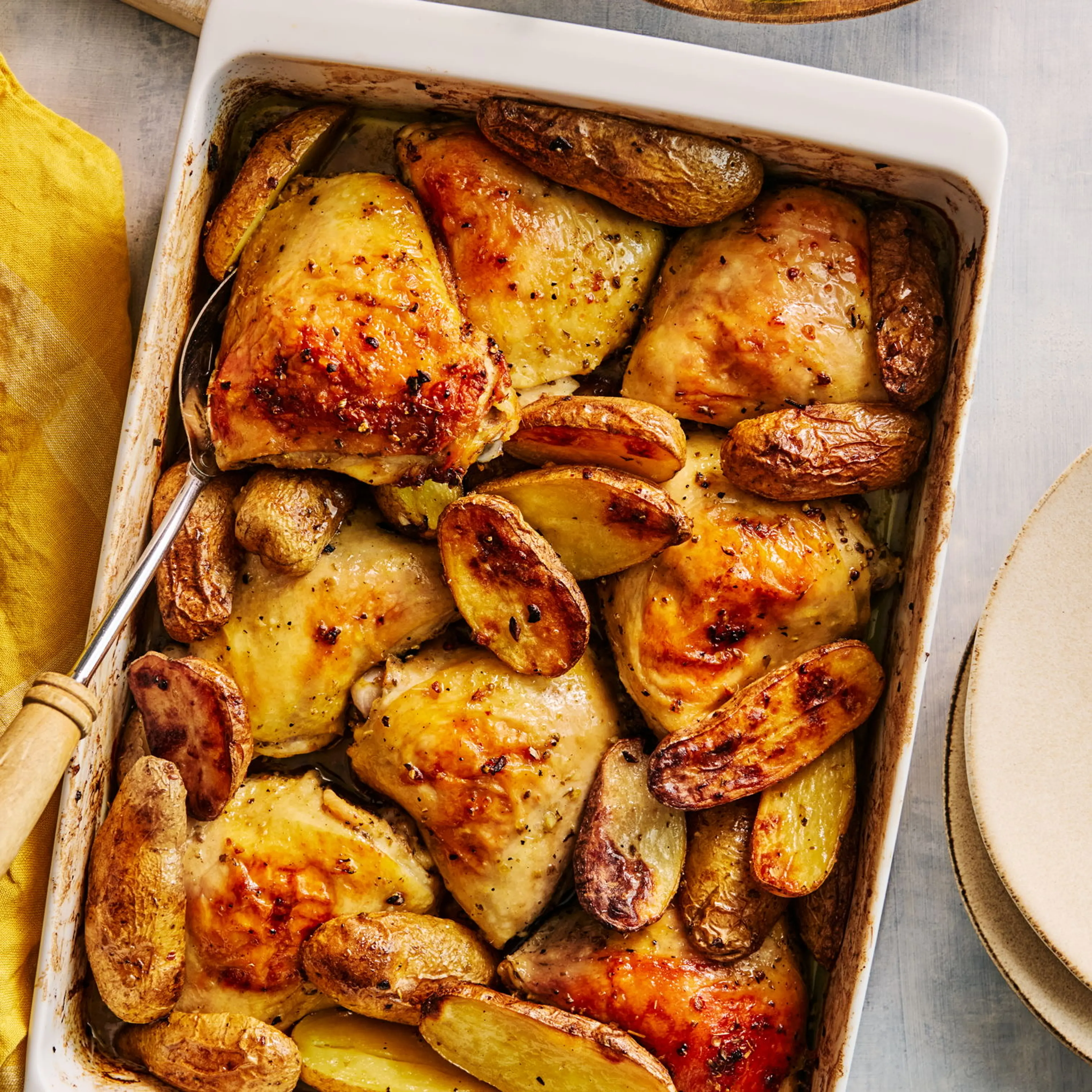 Poulet et pommes de terre à la grecque