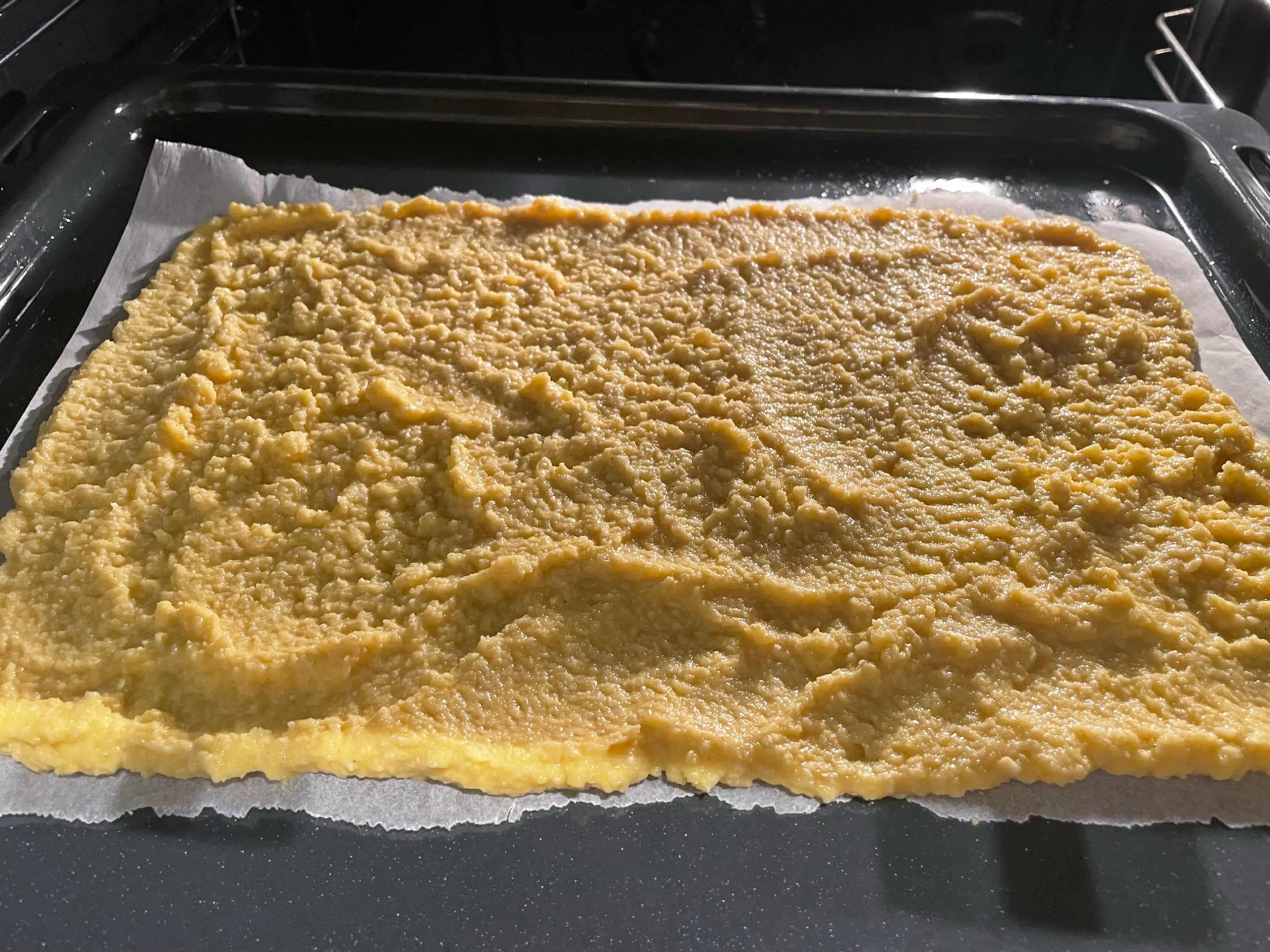 Chlebek z kalafiora z pesto pietruszkowym