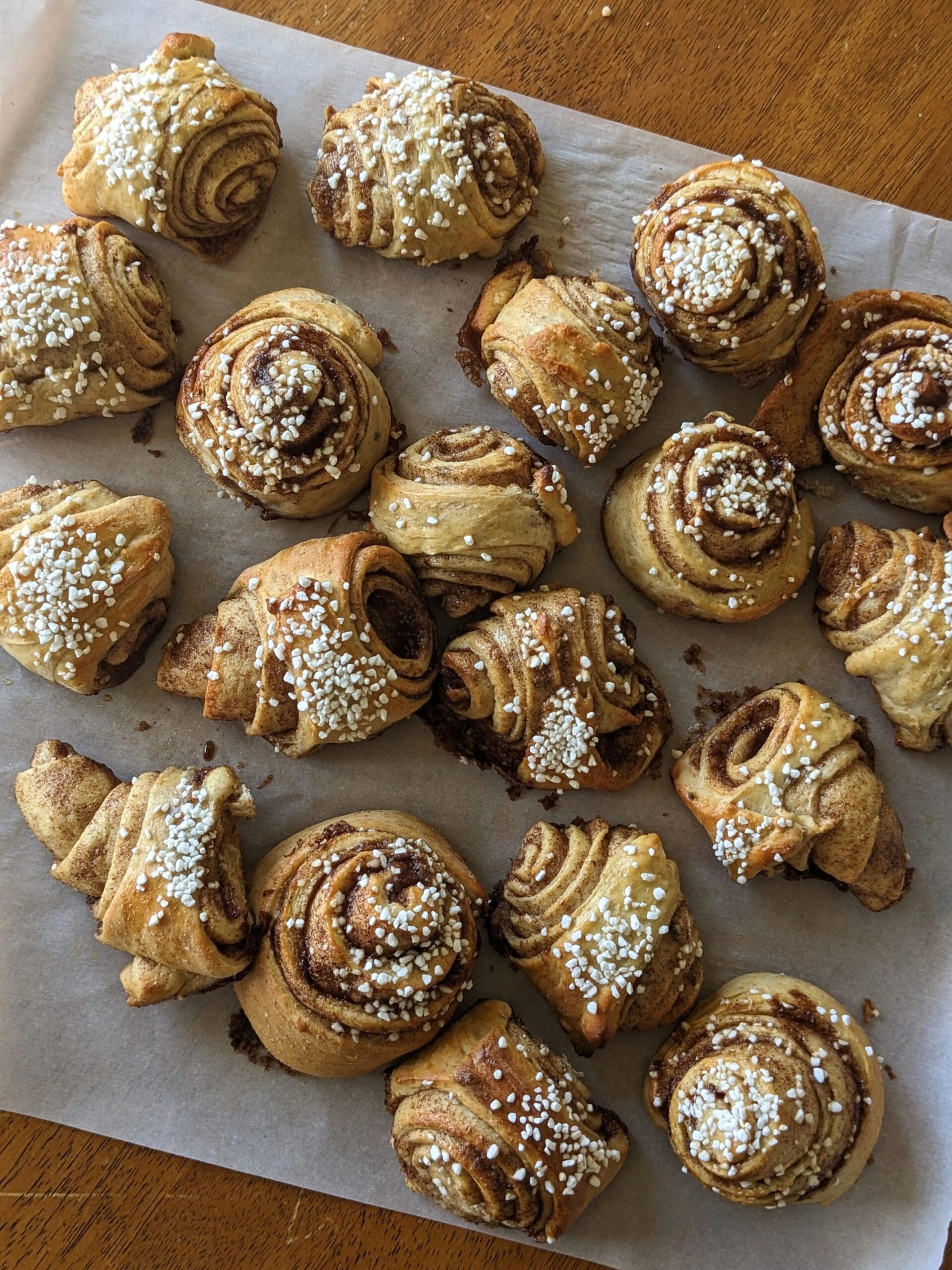 Finnish Cinnamon Buns (Korvapuusti)